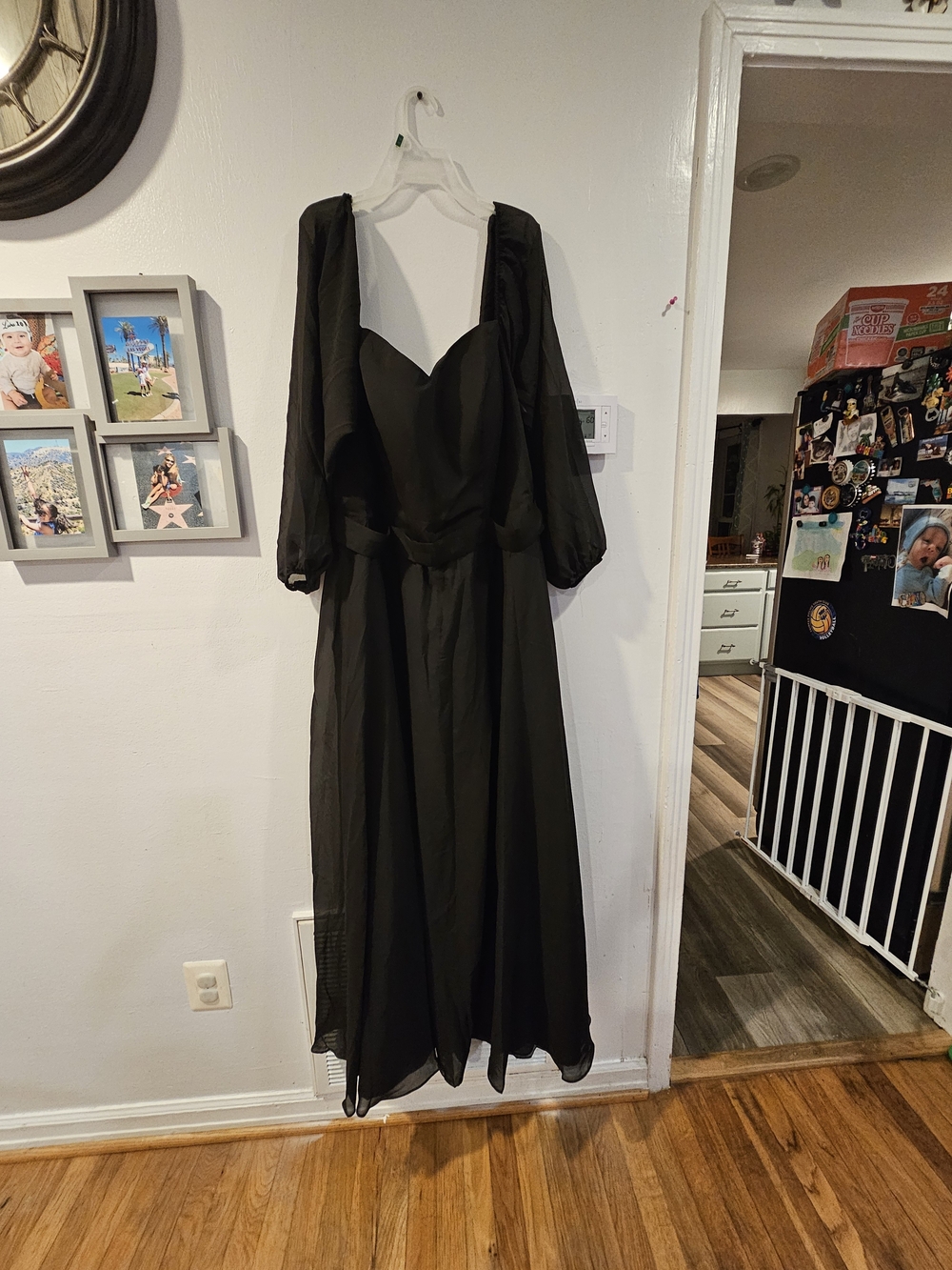 Elegant Black Long Sleeve Maxi Dress - Women's